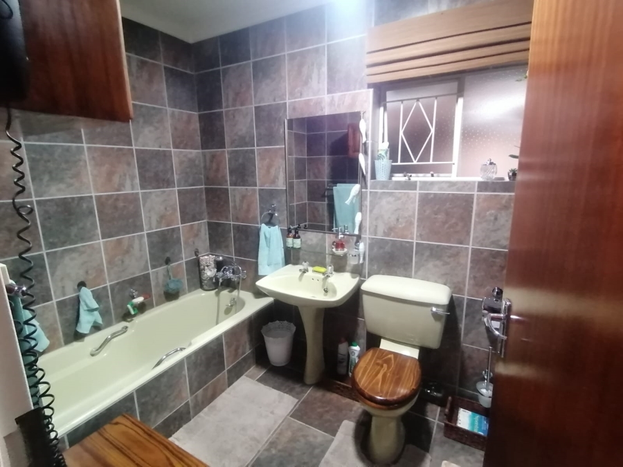 3 Bedroom Property for Sale in Abrahamsrust Free State